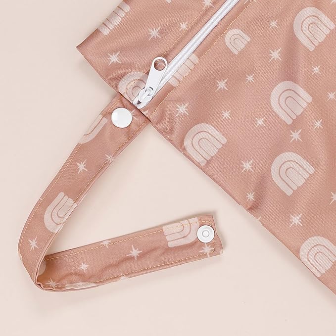 HappyFlute 2pcs Wet Bag Waterproof Bag Set-Cactus and Animal Pattern Wet Bag for Towels,Diaper Bag,Swim Bag,Beach Bag,Gym Bag,Wet/Dry Bag,Wet Clothes Bag,Wet Swimsuit Bag,10.2x14.4 inches.(Giraffe)