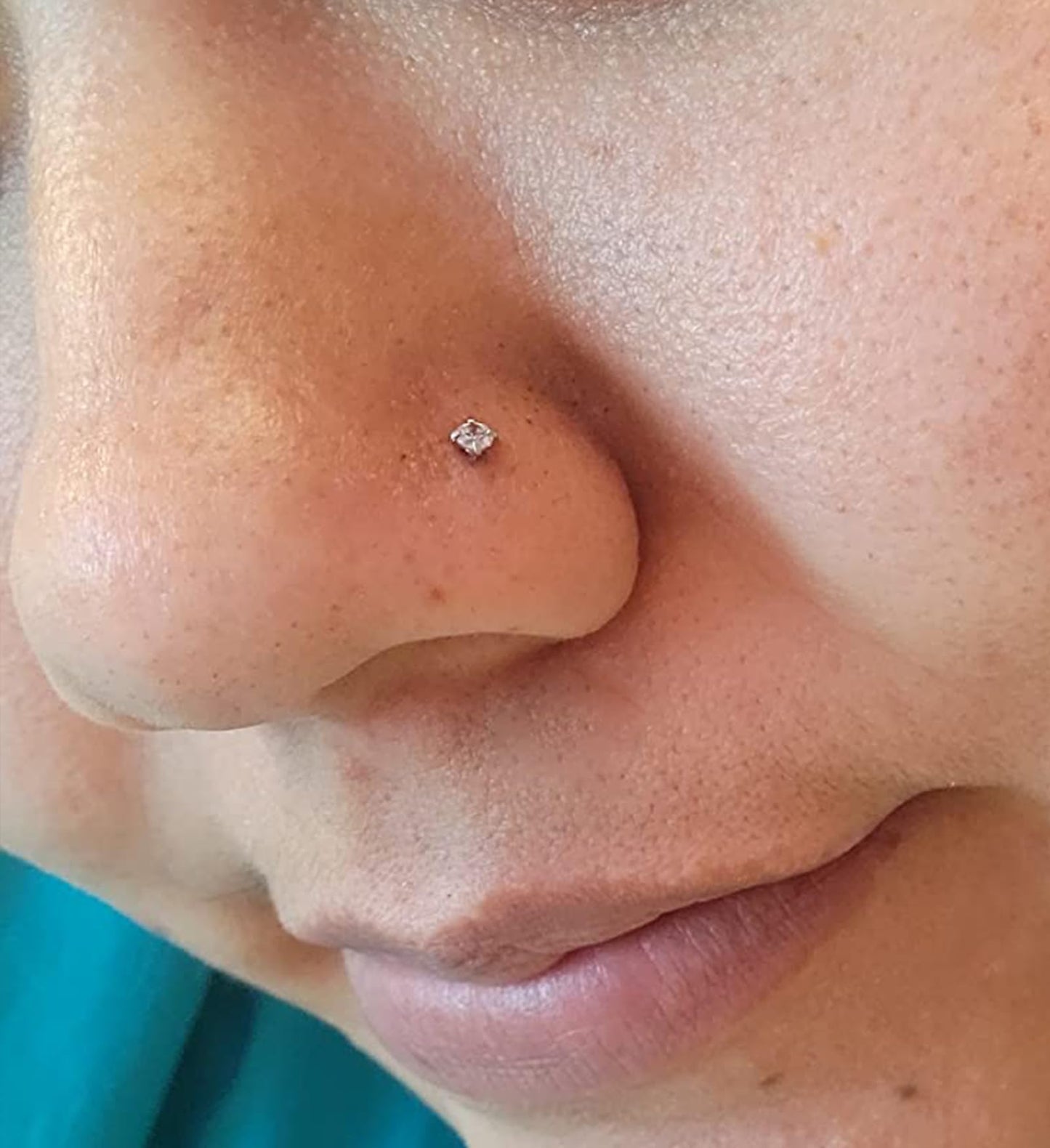 MODRSA Nose Studs, 18g L Shaped Stainless Steel Nose Rings, 4pcs Nostril Piercing Stud Set with Cubic Zirconia, Hypoallergenic N