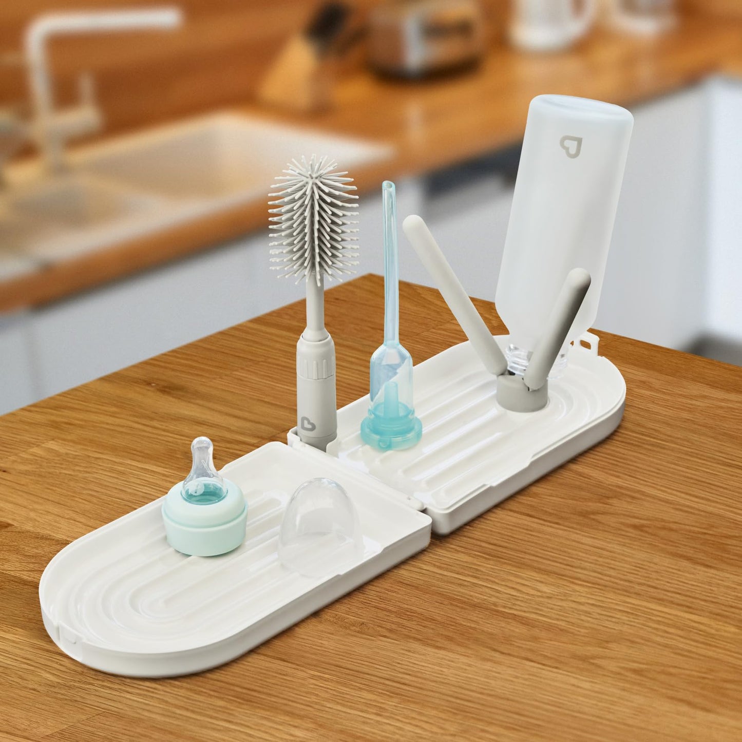 Munchkin® Travel Baby Bottle Drying Rack with Silicone Bottle Brush - Compact and Foldable, Fits Easily in Diaper Bags for On-The-Go Use