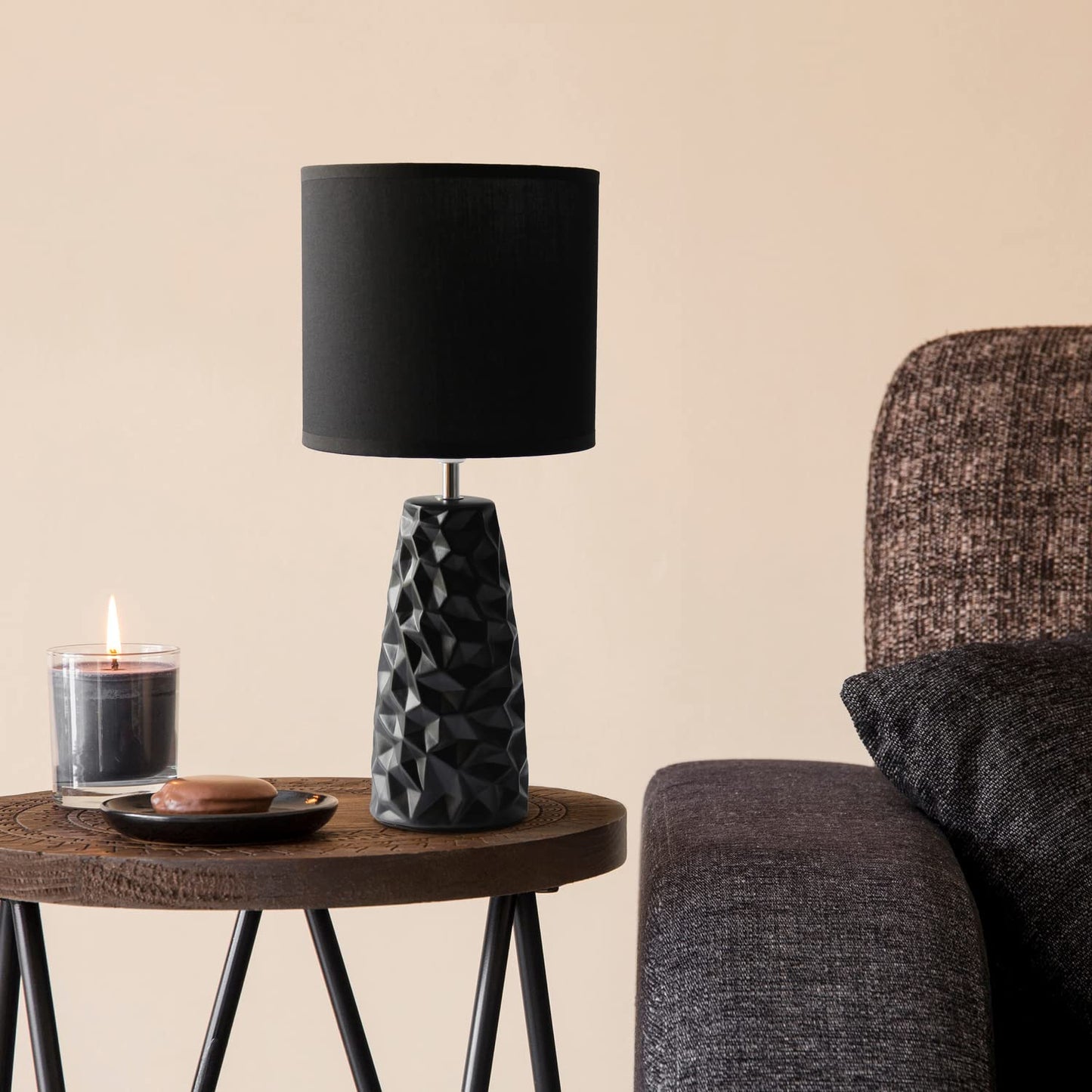 Simple Designs LT2083-BLK Ceramic Table Lamp, 8inD x 8inW x 17.5inH, Black