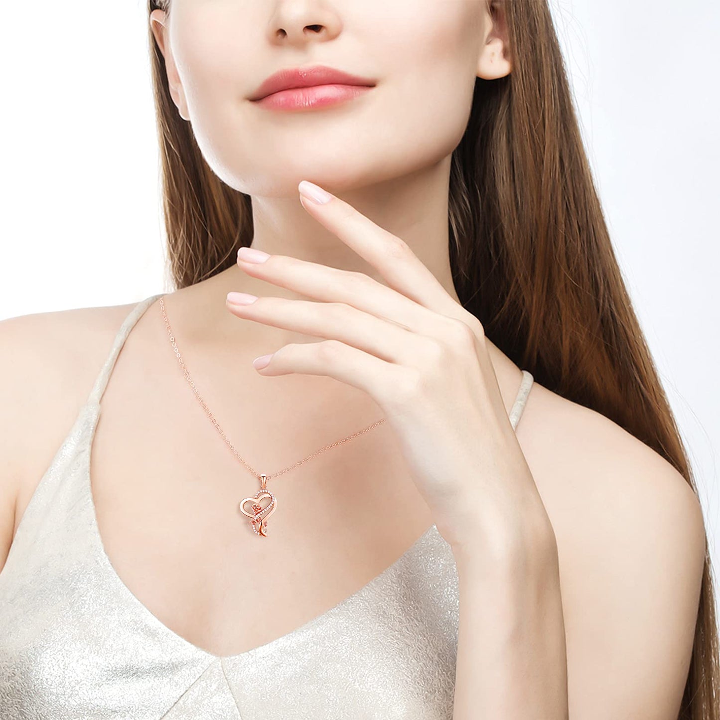 Rose Gold Heart Necklaces for Women,Birthday Mothers Day Christmas Jewelry Gifts for Wife Girlfriend Mom from Daughter