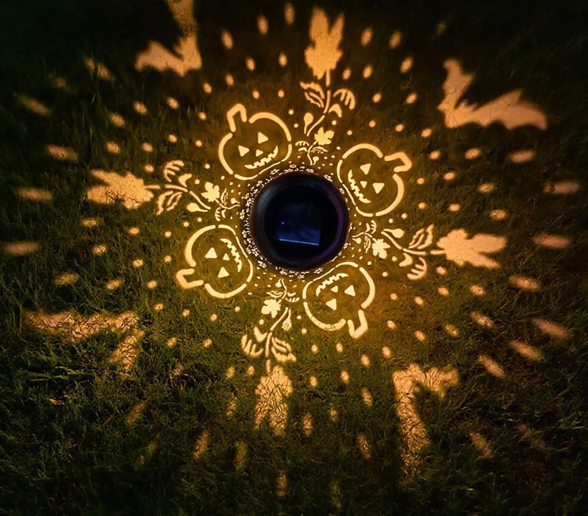 Halloween Decorations Solar Lanterns Outdoor Waterproof Pumpkin Garden Decor Gifts  Halloween Pumpkin Lantern Lights Hanging Solar Lights For Halloween Party  Yard  Patio  Backyard  Porch