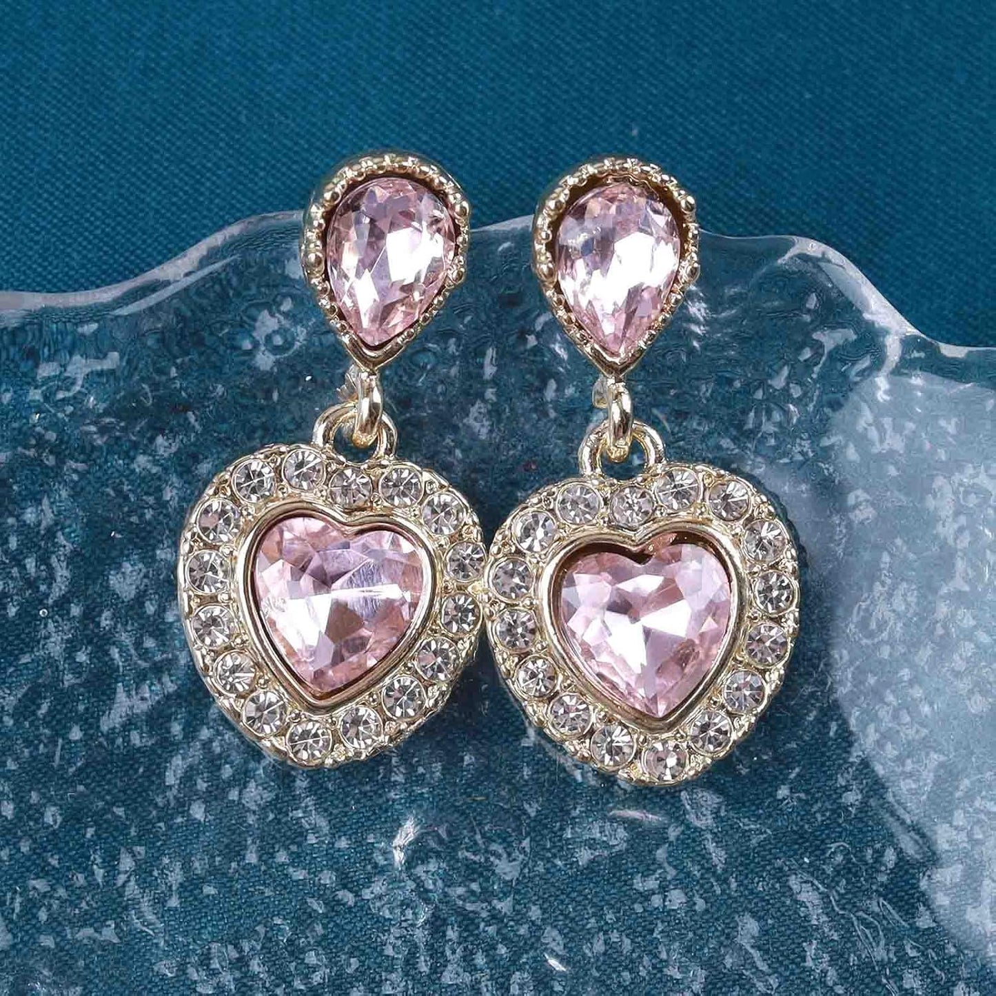 Vintage Emerald Heart Earrings Emerald Cz Teardrop Earrings Rhinestone Heart Drop Earrings Green Gemstone Stud Earrings Jewelry for Women(Green)