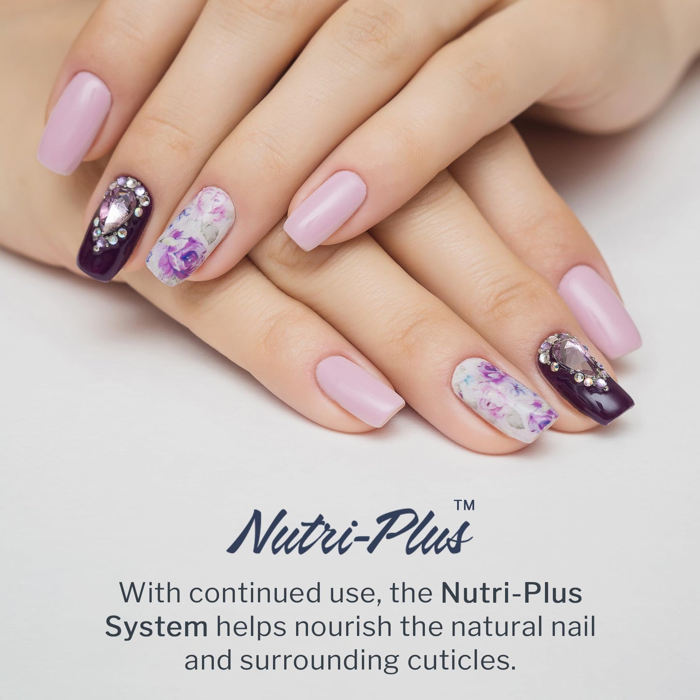 SNS Nail Dip Powder, Gelous Color Dipping Powder - Manhattan (Metallics Gray/Silver, Shimmer) - Long-Lasting Dip Nail Color Last