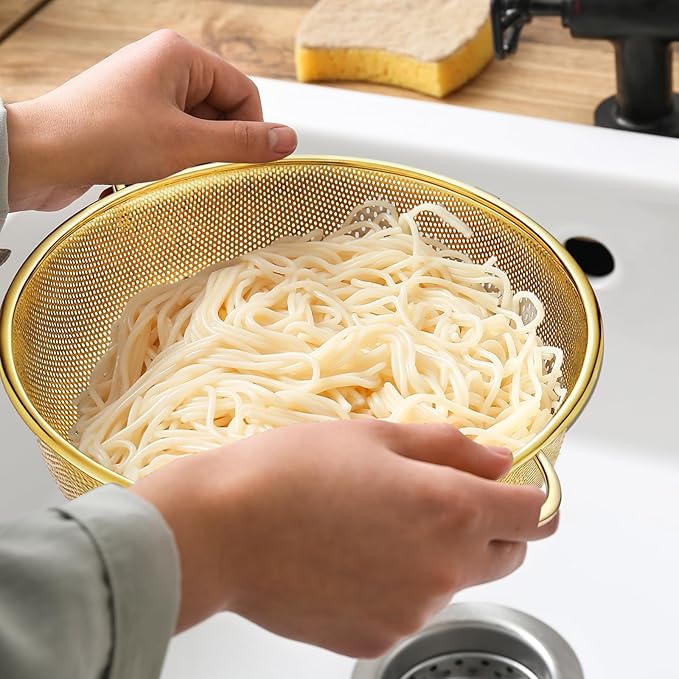 Baderke 5 Quart Stainless Steel Gold Colander and 3 Pcs Fine Mesh Strainer with Handles Gold Kitchen Accessories for Kitchen Draining Rinsing Serving Food Pasta Rice Vegetables