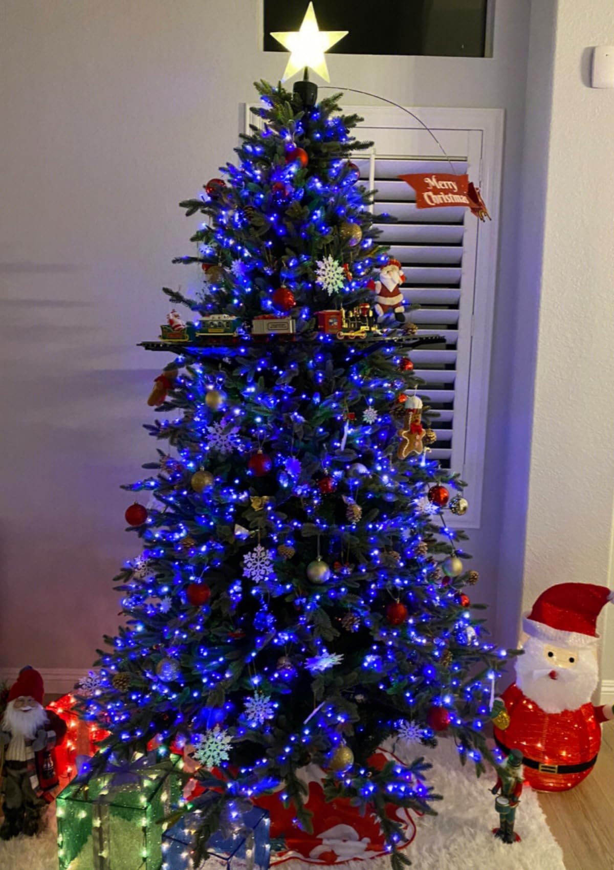 Yeguo 165Ft 500 Led Blue Christmas Lights Outdoor Waterproof  Green Wire String Lights Indoor  8 Modes Twinkle Tree Lights Plug In With Memory Timer For Holiday Festival Xmas