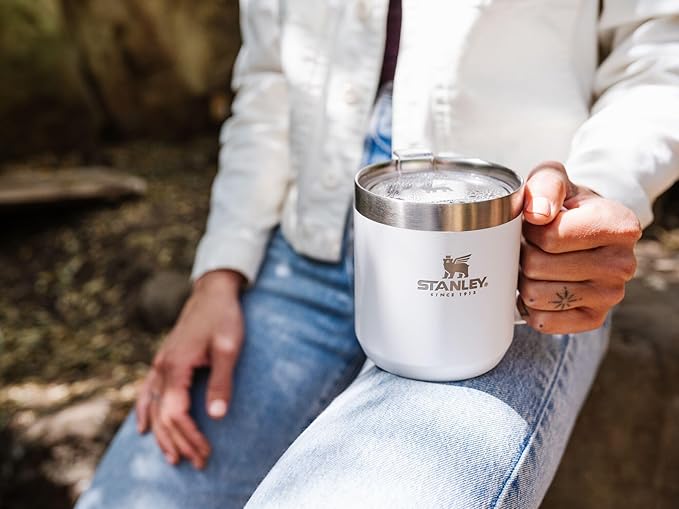 Stanley Classic Legendary Camp Mug