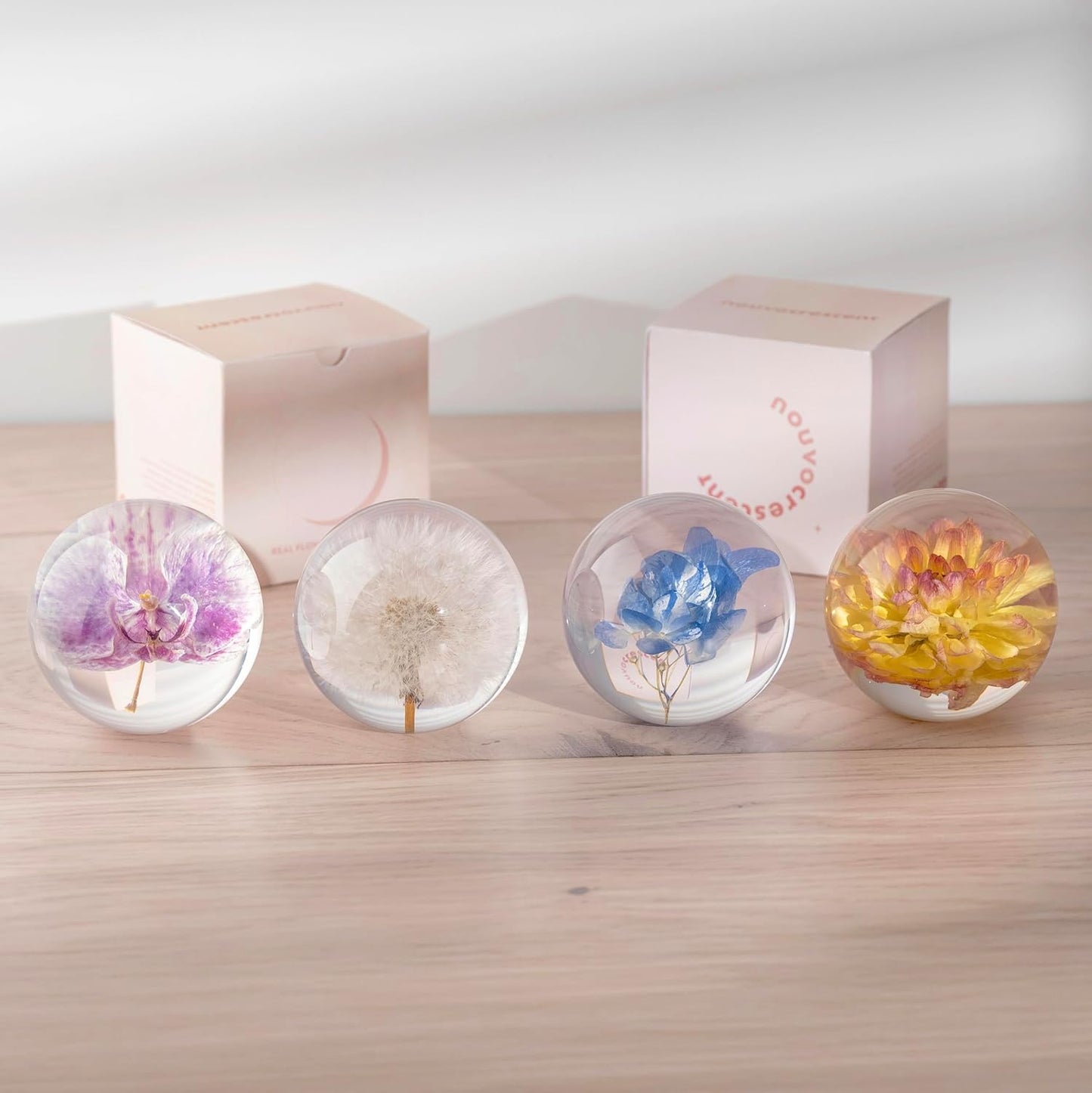 Real Purple Orchid Paperweight - Home Decor Crystal Resin Ball 3.14in (80mm) - Clear Resin Purple Orchid Flower Globe for Special Days - Sphere Figurine Office Paperweight w/Flat Bottom