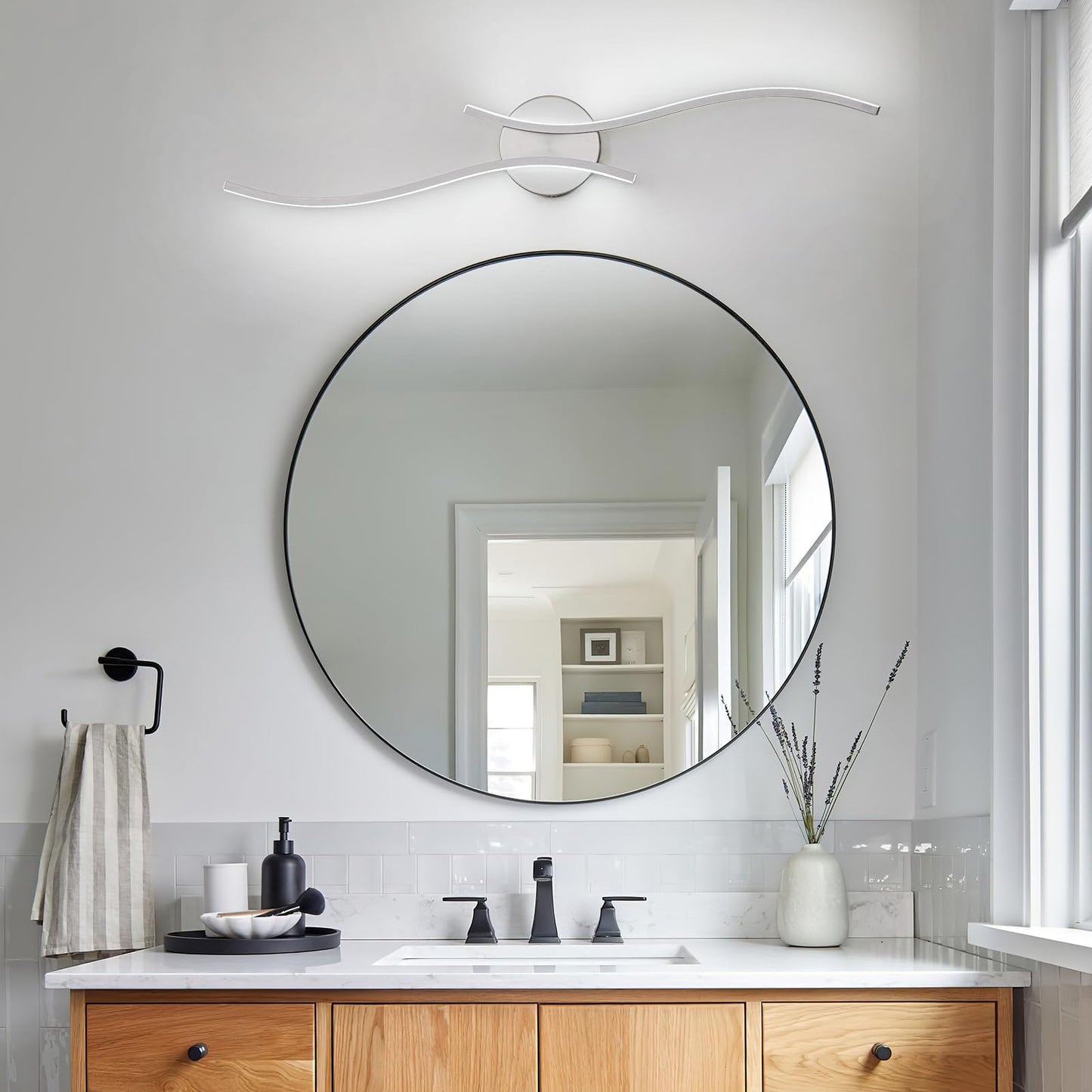 Huoku Modern Bathroom Vanity Light  32Inch Dimmable Brushed Nickel Bathroom Lighting Fixtures Over Mirror  23W Aluminum Wall Light For Living Room 6000K White Light