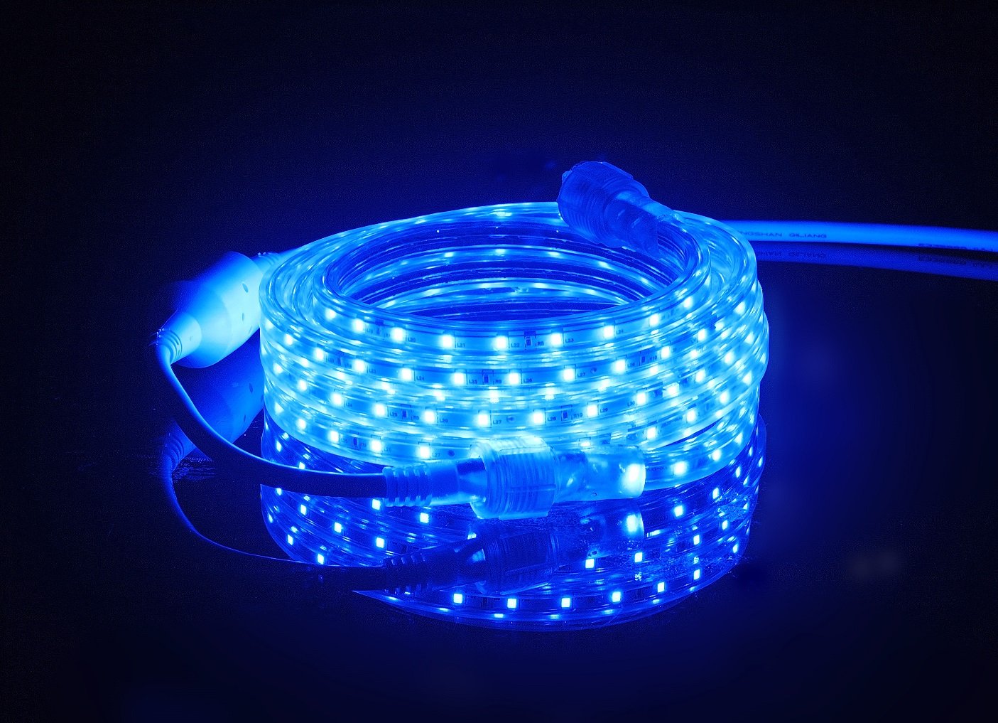 Cbconcept Blue Dimmable Led Strip Light, 30Ft, 3200 Lumen, 110-120V Ac, 540 Smd Leds, Indoor/Outdoor, Model 120Vs