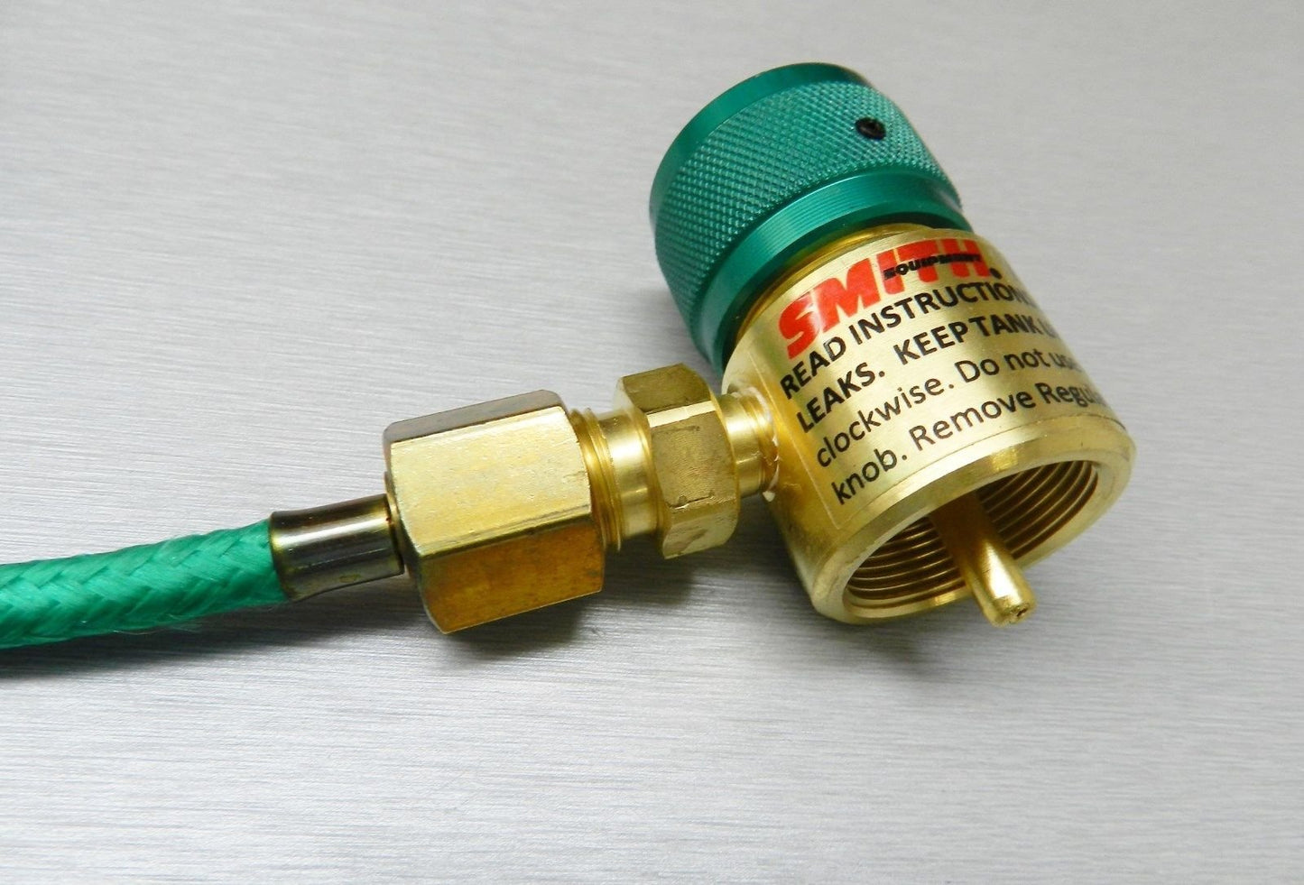 Smith Regulators Oxygen 249-499B and Smith 249-500 Gas for Disposable Cylinders