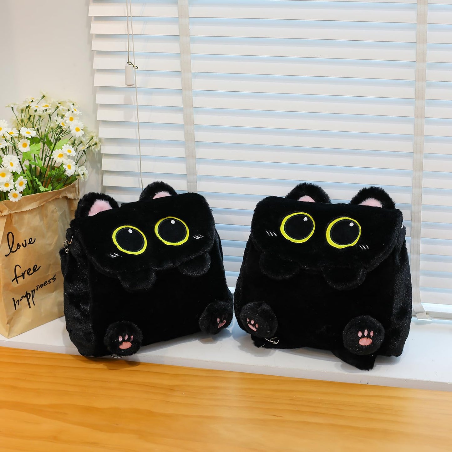 Ueeksry Cute Plush Black Cat Backpack, Plush Cat Bag, Stuffed Animal Backpack, Shoulder Bag Crossbody Bag, Cute Cartoon Bag for Girls Women