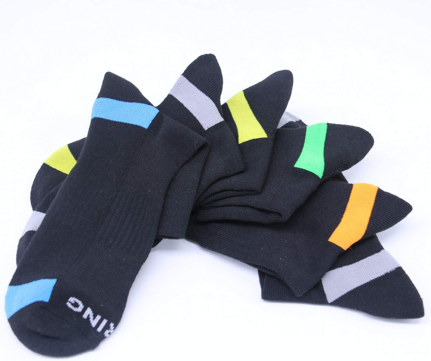 BERING Men's Athletic Cushioned Quarter Socks, Black, Size 9-12, 6 Pairs