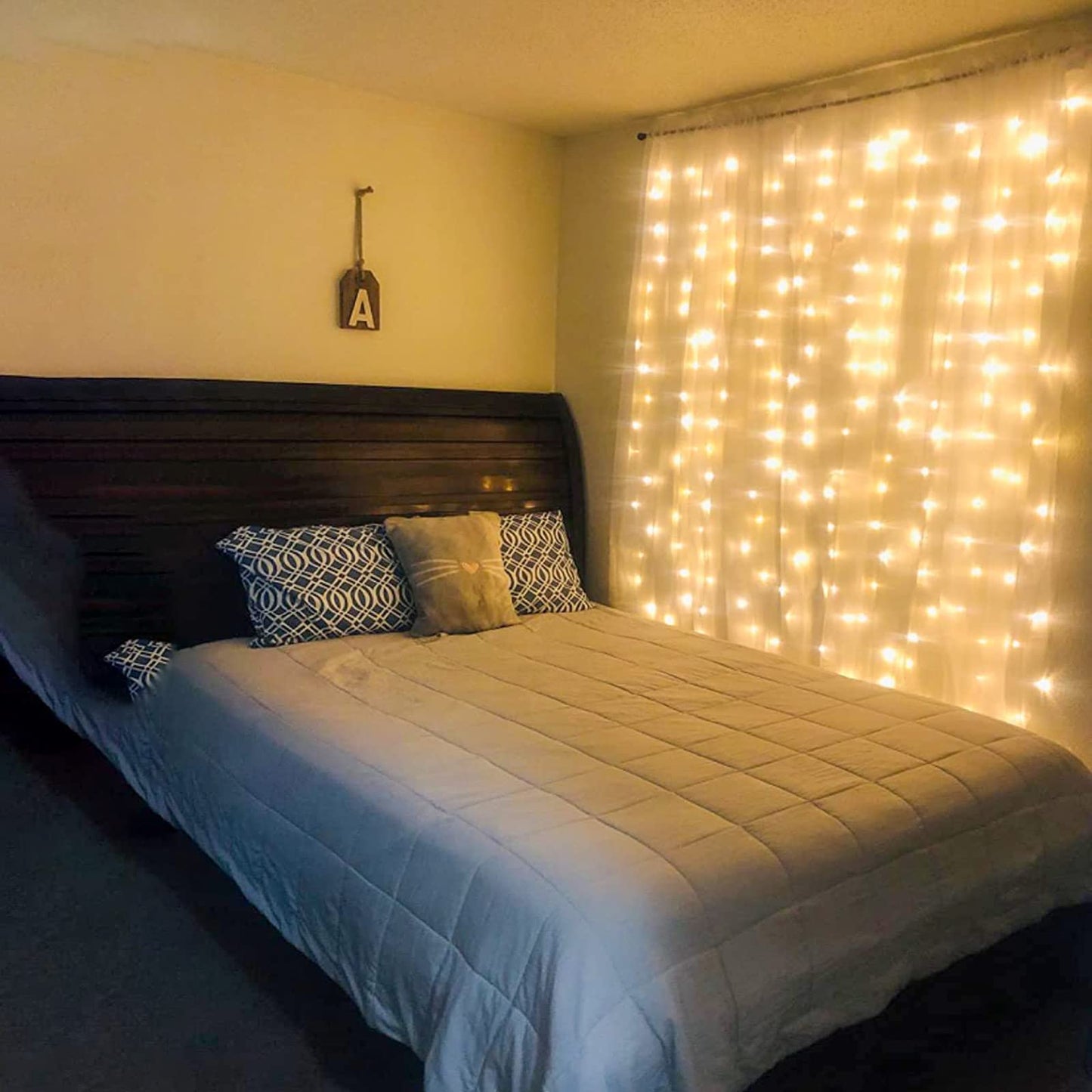 KPROE Curtain Lights, LED Fairy Lights with 8 Modes, Warm White, 6.8*6.8, Model JT-EL/FC300V0120-C, Copper Wire with