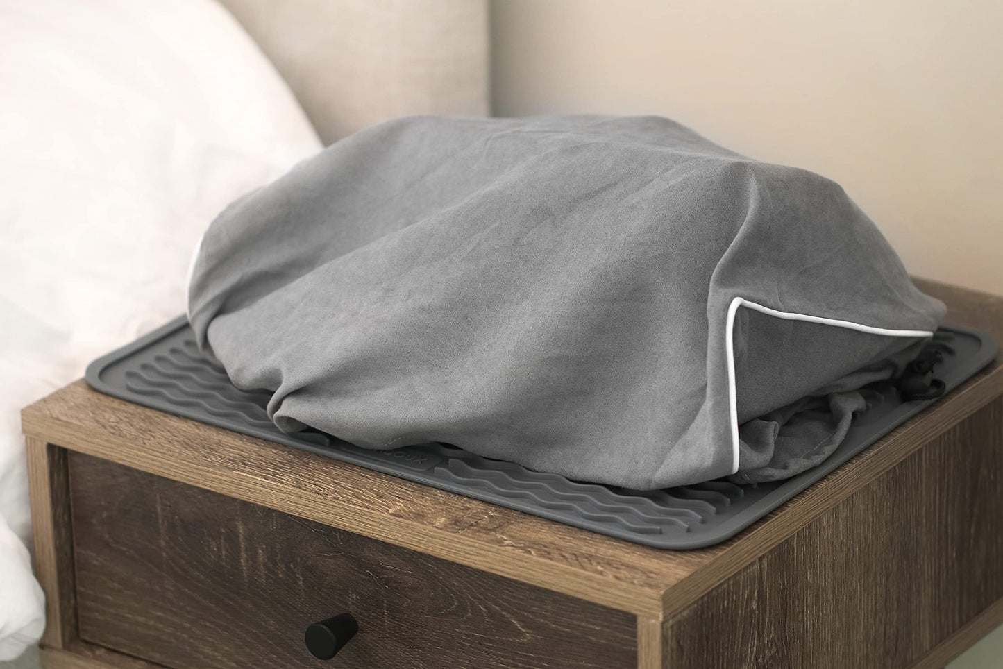 PURDOUX Dust Cover and Protector Mat - Dust Shield and Non-Slip Surface for CPAP Machine