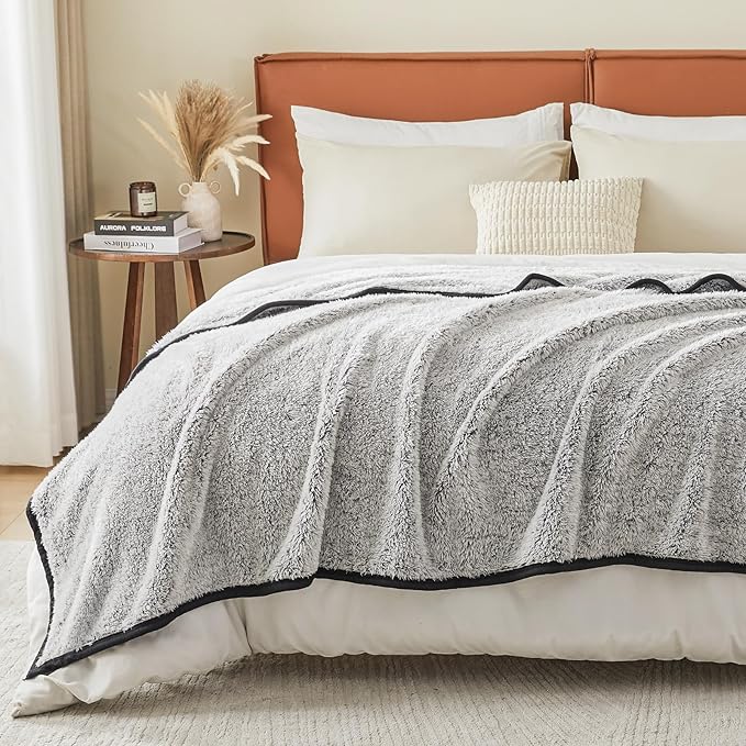 EMME Fuzzy Blanket Soft Fleece Throw Blankets for Women, Fluffy Sherpa Throws(Black,90"x90")
