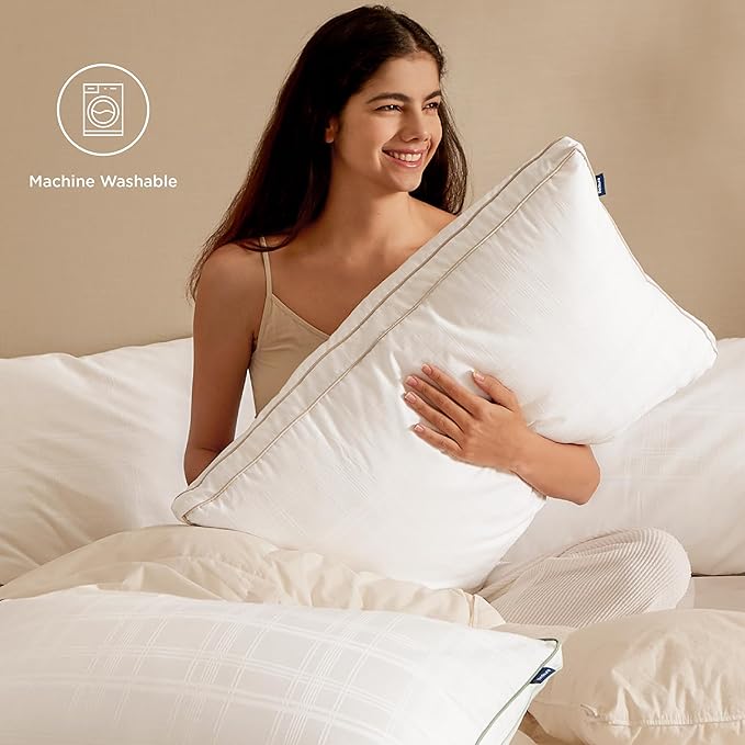 Bedsure Luxury Goose Feathers Down Pillow - 300 Thread Count Cotton Cover Gusseted Hotel Collection Bed King Pillow, Ultra-Soft High Elasticity Sorona Fiber Layer Pillows for Sleeping