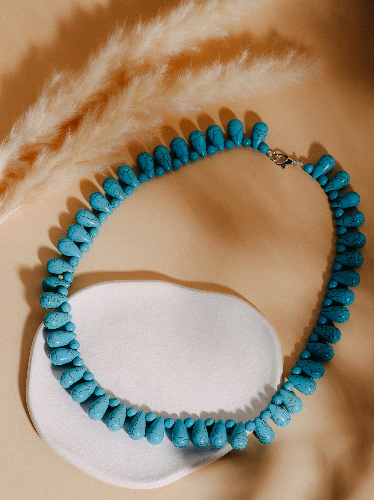 MINACHI Bohemian Chunky Vintage Created Turquoise Teadrop Beads Necklace, Boho Summer Statement Jewelry Gift for Women