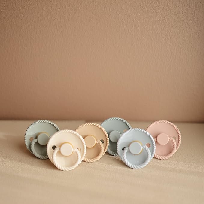 FRIGG Rope Natural Rubber Baby Pacifier | Made in Denmark | BPA-Free (Silver Gray/French Gray, 0-6 Months)