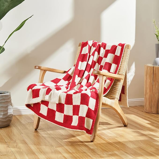CozeCube Checkered Blanket, Ultra Soft Cozy Christmas Red and White Throw Blanket, Warm Cozy Knit Fuzzy Plush Checkerboard Throw for Couch Bed Sofa, 50"x60"