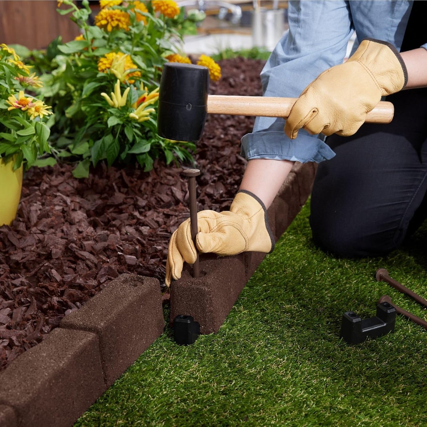 Rubberific 4' Rubber Cobblestone Flexible No Dig Landscape Mulch Border Edging with Anchoring Spikes for Lawns, Gardens, and Flower Beds (4, Brown)
