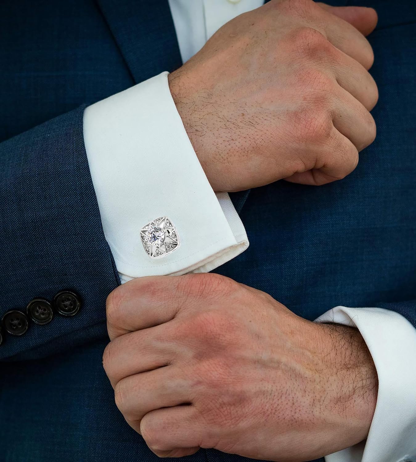 Faceted Transparent Crystal Cufflinks for Men In Gift Case Square Shape Gemstone Men's Cufflinks Jewelry for Wedding Party Business Birthday Anniversary Dress