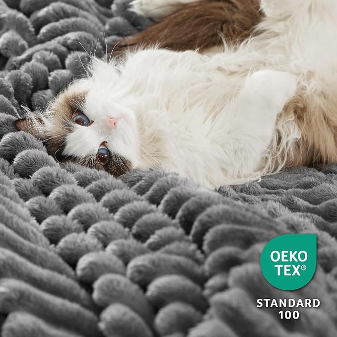Bedsure Sherpa Blanket Queen Size for Bed - Super Soft, Cozy Fleece Thick Warm Blanket for Winter, GentleSoft Home Room Decor, Dark Grey, 90x90 Inches