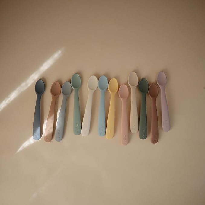 mushie Silicone Baby Feeding Spoons | 2 Pack (Soft Lilac)