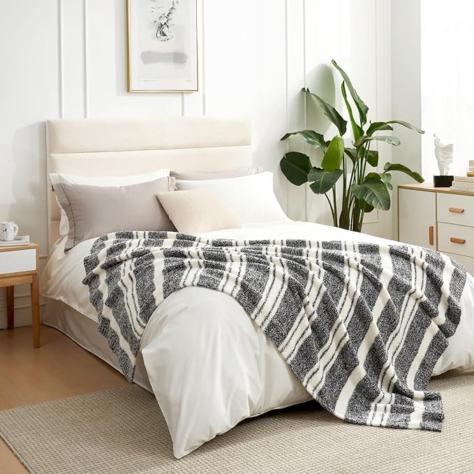 Snuggle Sac Queen Size Bed Blanket Stripe Black, Super Soft Warm Bedding Blankets Cozy Knit Fuzzy Plush Blankets for Bed, Living Room, Stripe Black, Queen 90"x90"