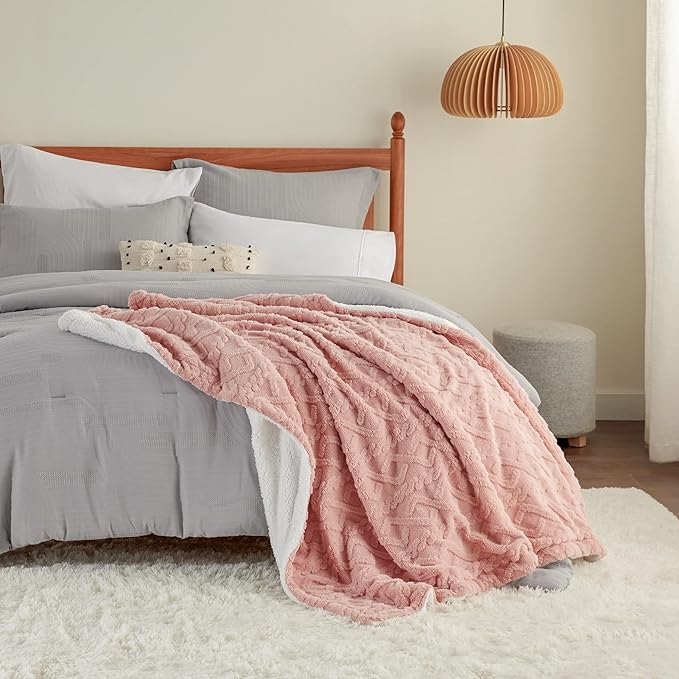 Bedsure Sherpa Fleece Throw Blanket for Couch - GentleSoft Fluffy & Cozy Cable Jacquard Tufted Throw for Women Gift, Thick and Warm Blankets for Winter, Pink, 50x60 Inches