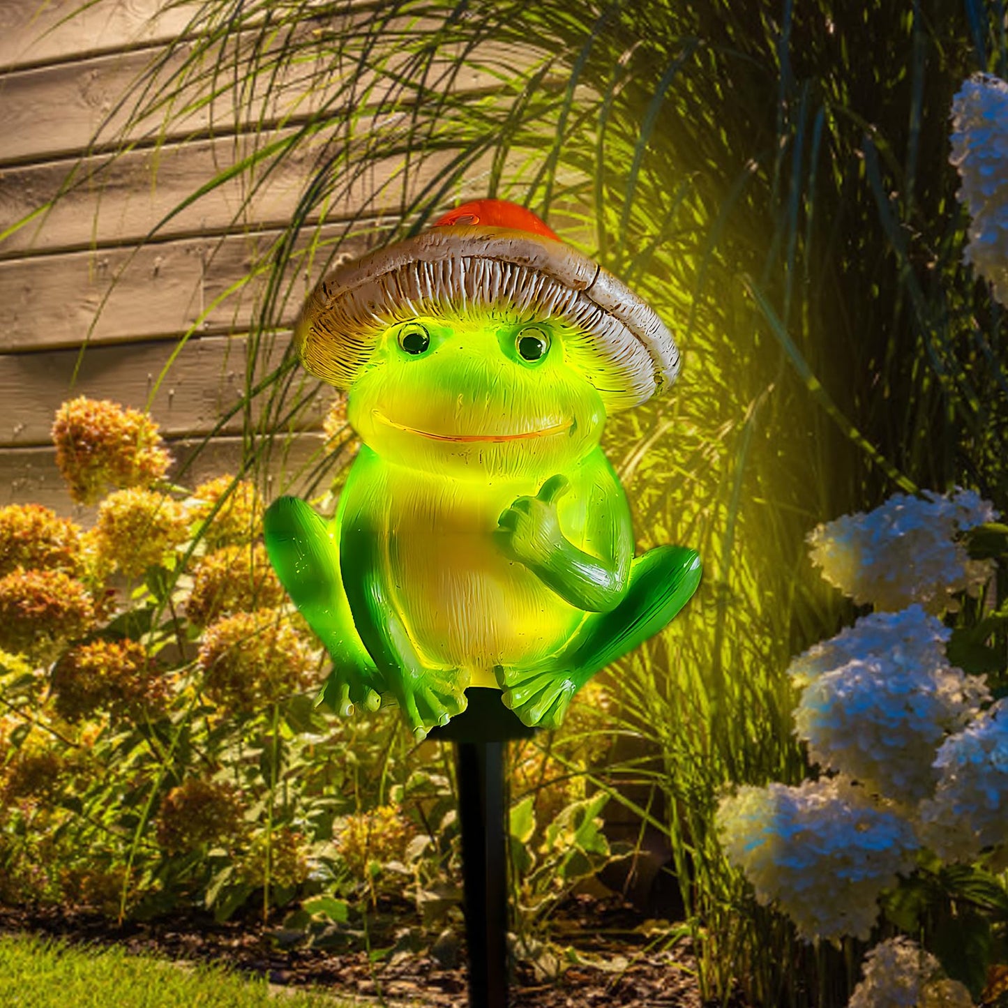 Qh & Garden Frog Solar Lights - Waterproof Frog Figurines For Outdoor Garden Decor  Perfect Statues Gifts For Mom - Solar Power Led Light For Garden  Lawn  Patio  Pathway