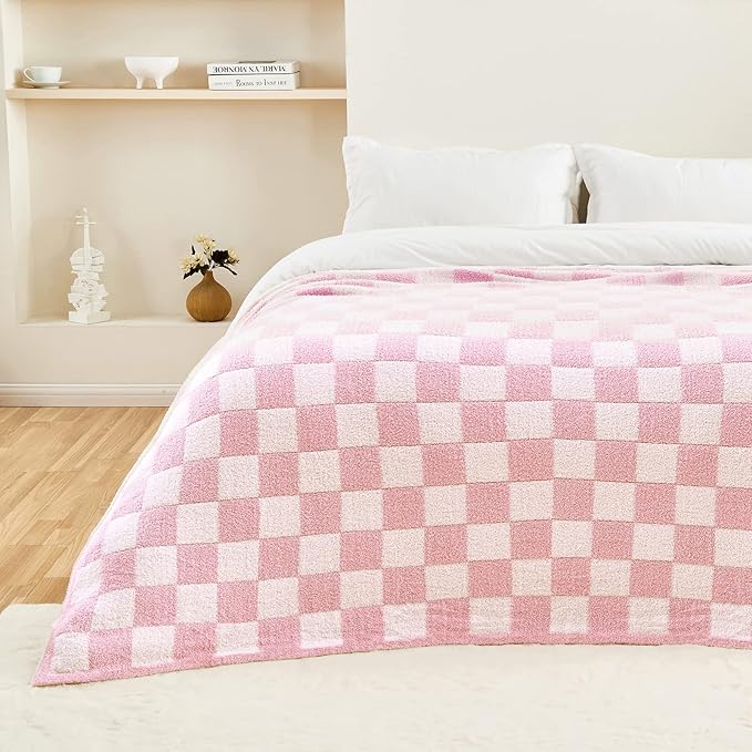 CozeCube Checkered Blanket, Ultra Soft Cozy Pink and White Throw Blanket, Warm Cozy Knit Fuzzy Plush Checkerboard Throw for Couch Bed Sofa, 50"x60"