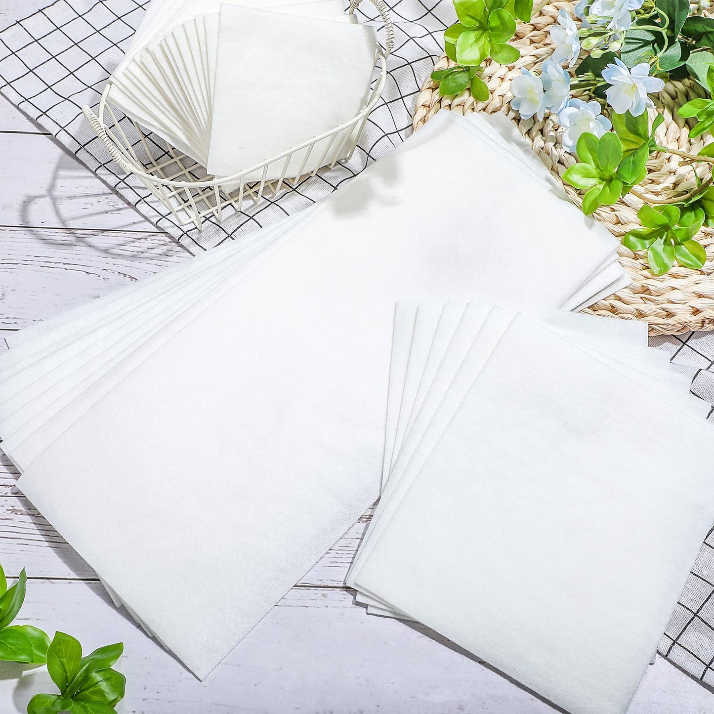 Jutom 60 Pcs Skinfold Dry Sheet with Silver Ions Disposable Incontinence Pads Soft Absorbent Pads Abdominal Body Wipes for Women and Adults, 14 x 6 Inch, 7 x 6 Inch, 3.9 x 3.9 Inch