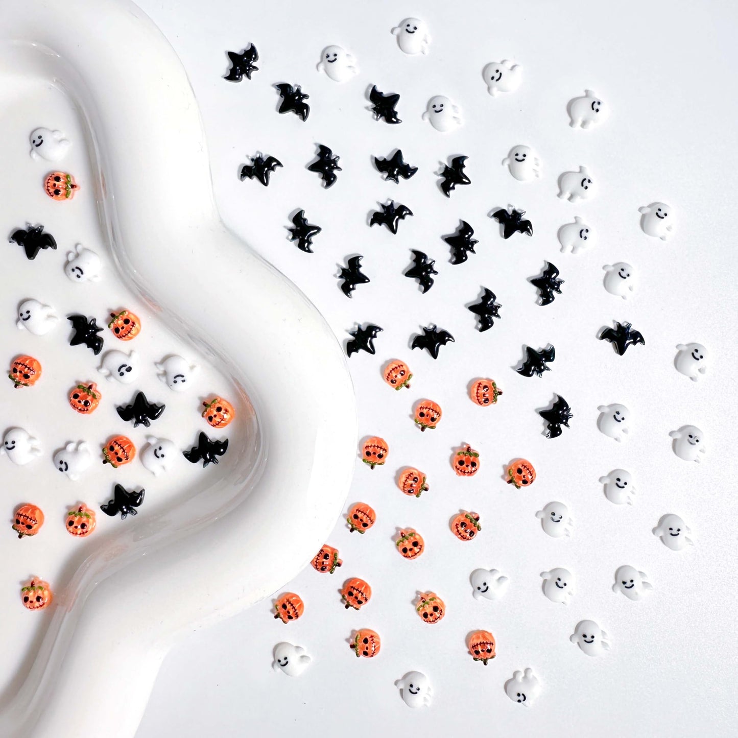75Pcs Halloween Nail Charms Bat Pumpkin Ghost Nail Charms 3D Resin Black Nail Charm Halloween Charms for Nails Design Cute Nail
