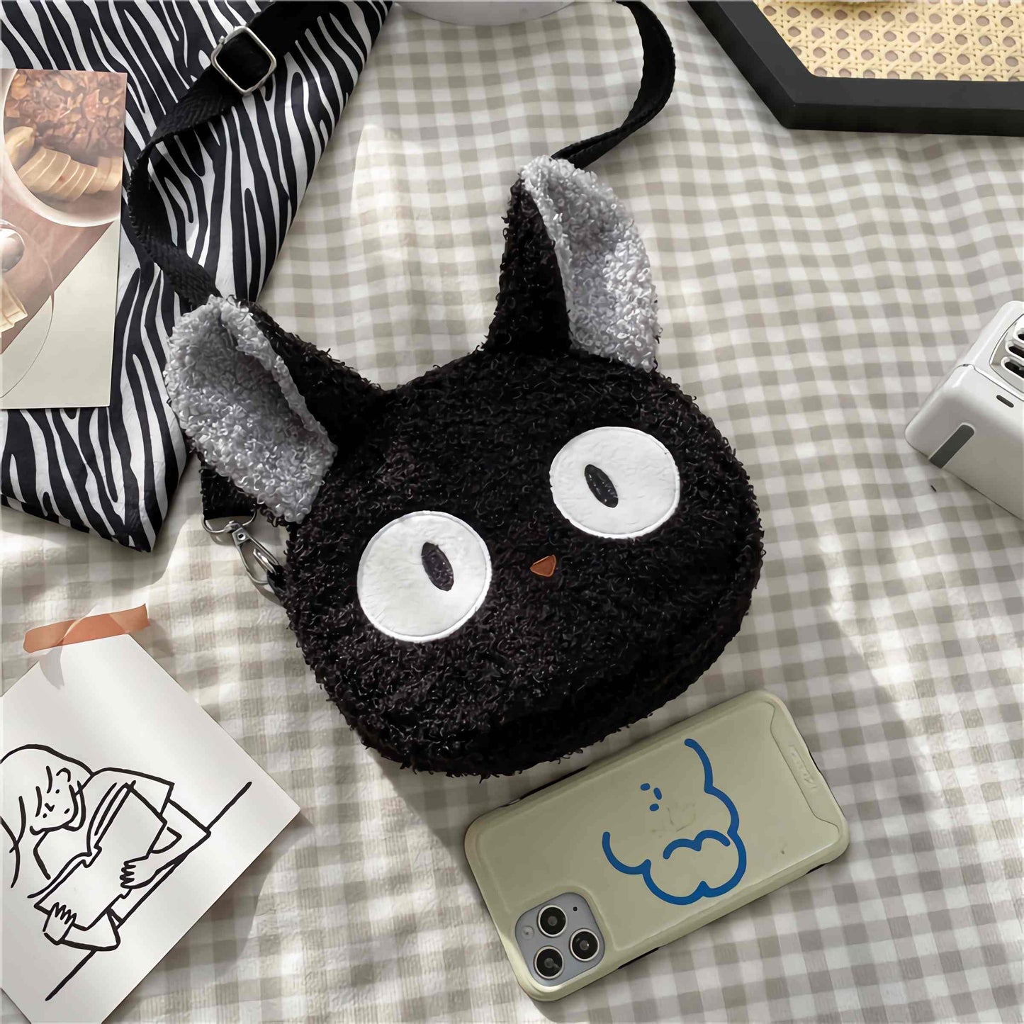 Lefe Liee cute cat purse for girls, kawaii plush anime crossbody bag, cat themed gifts for girls, mini novelty toddler purse for teen, teen trendy stuff, fluffy tote bag