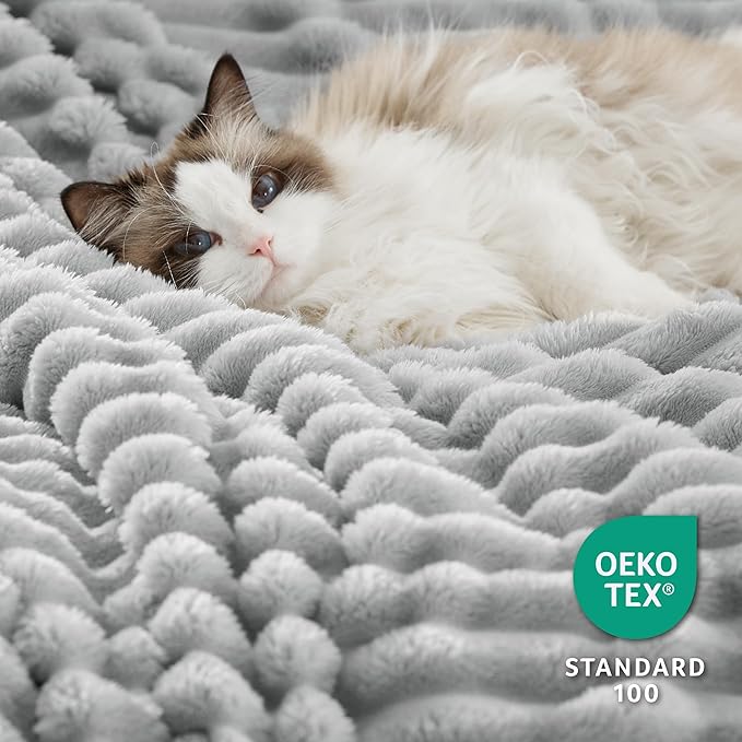 Bedsure Sherpa Blanket Queen Size for Bed - Super Soft, Cozy Fleece Thick Warm Blanket for Winter, GentleSoft Home Room Decor, Grey, 90x90 Inches