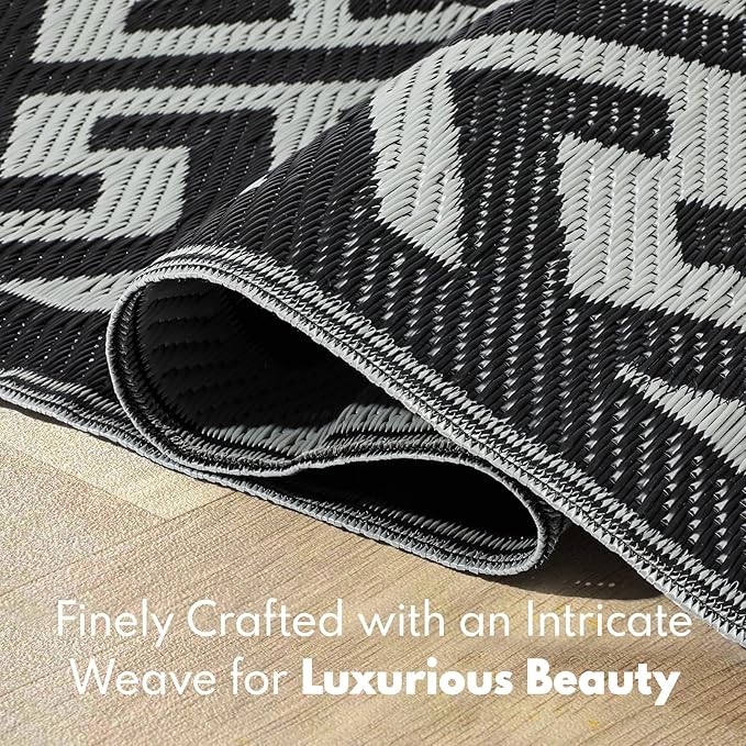 Waterproof Outdoor Rug 9x12 ft, Reversible Plastic Straw Rug, Easy to Clean Patio Rug, Portable Carpet for Patio, RV, Deck, Balcony, Backyard, Picnic, Beach, I-Shaped, Black