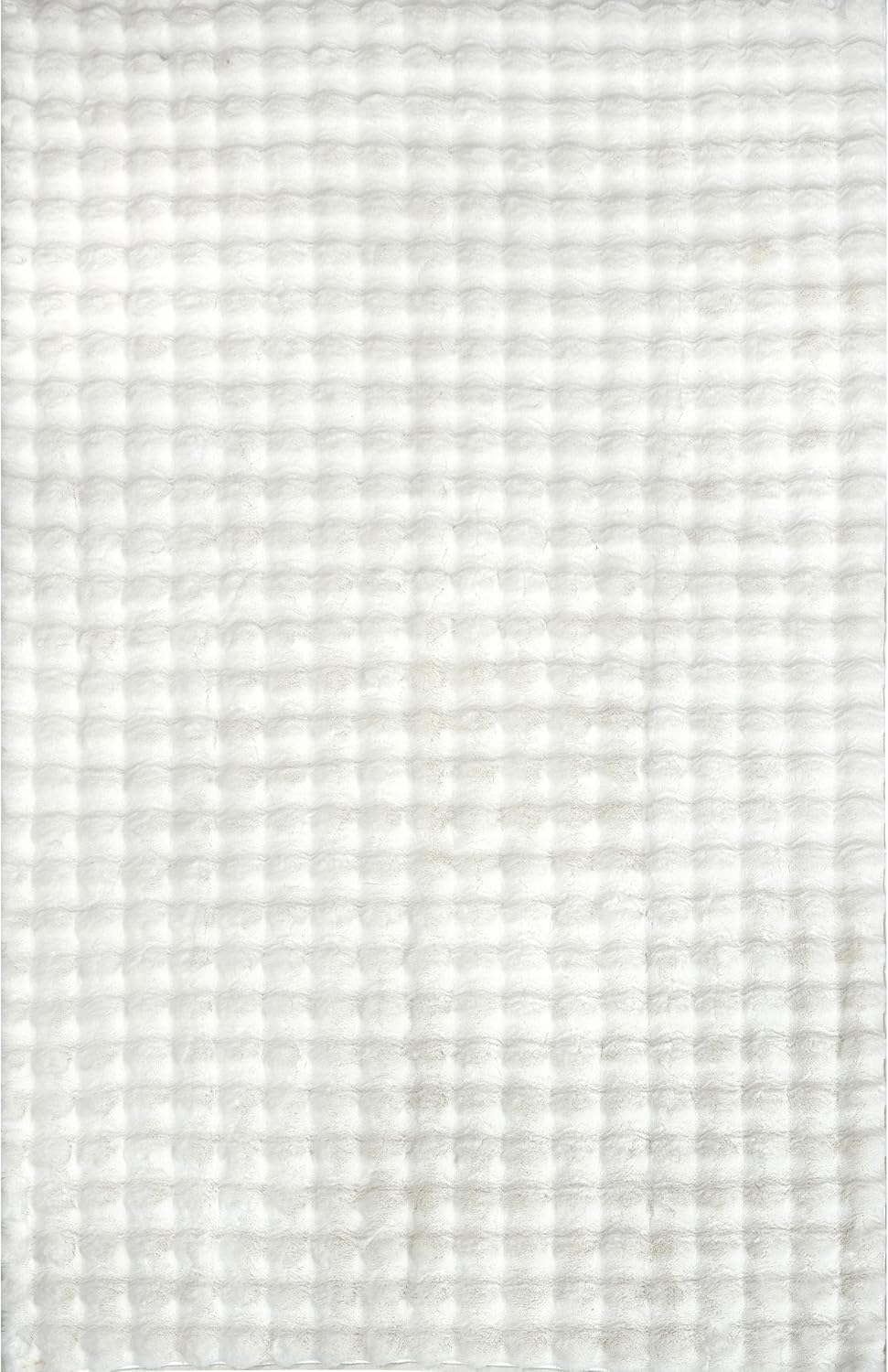 nuLOOM Jeni Solid Faux Rabbit Machine Washable Area Rug, Round 5, Off-White