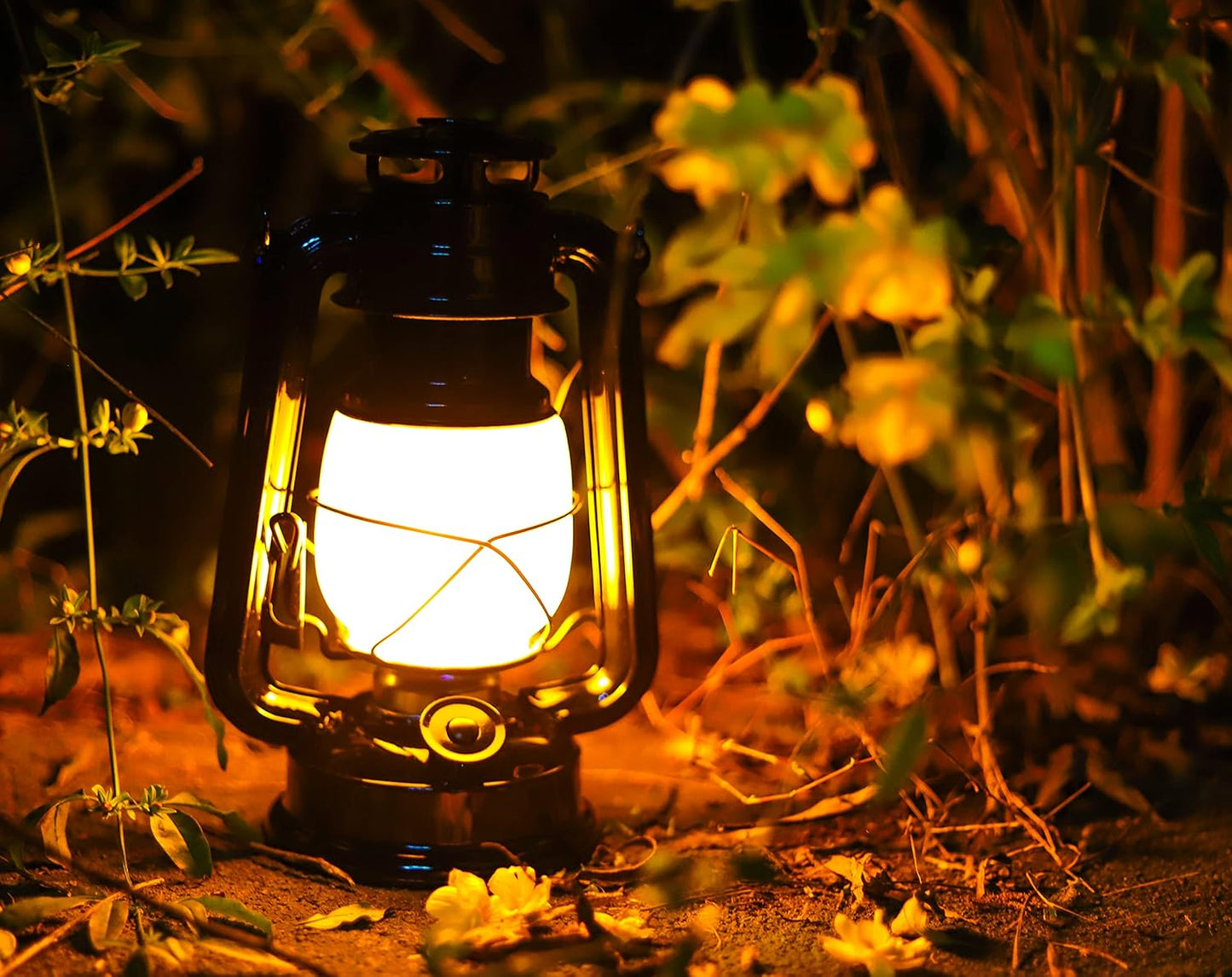 YAKii LED Vintage Flame Lantern Metal Outdoor Hanging Lantern with Dancing Flame Battery Operated Halloween Outdoor Indoor Decoration(Black Pack of 2)