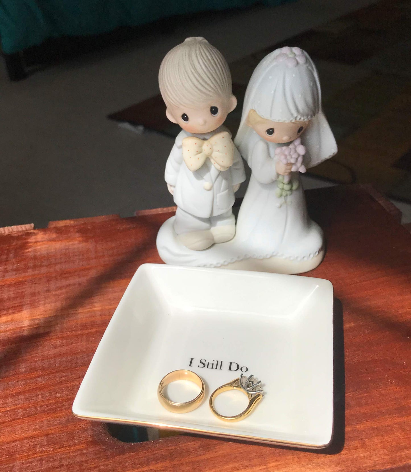 Simply Charmed I Still Do Gift for Wife or Husband - Aniversary Gift - Ceramic Jewelry Dish or Ring Holder - Elegant Trinket Tra