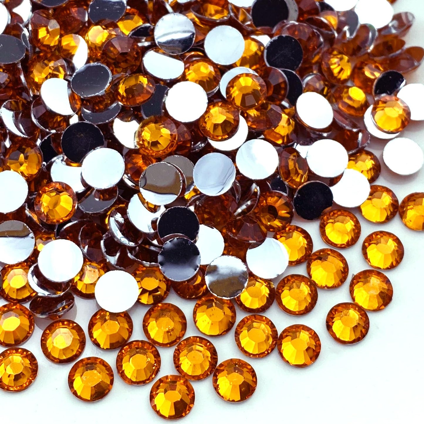 Jmassyang 1000 Pieces 6mm Resin Flatback Rhinestone Round Bling Glitter Rhinestones for Nail Art Mugs Tumblers Bottles Crafts De