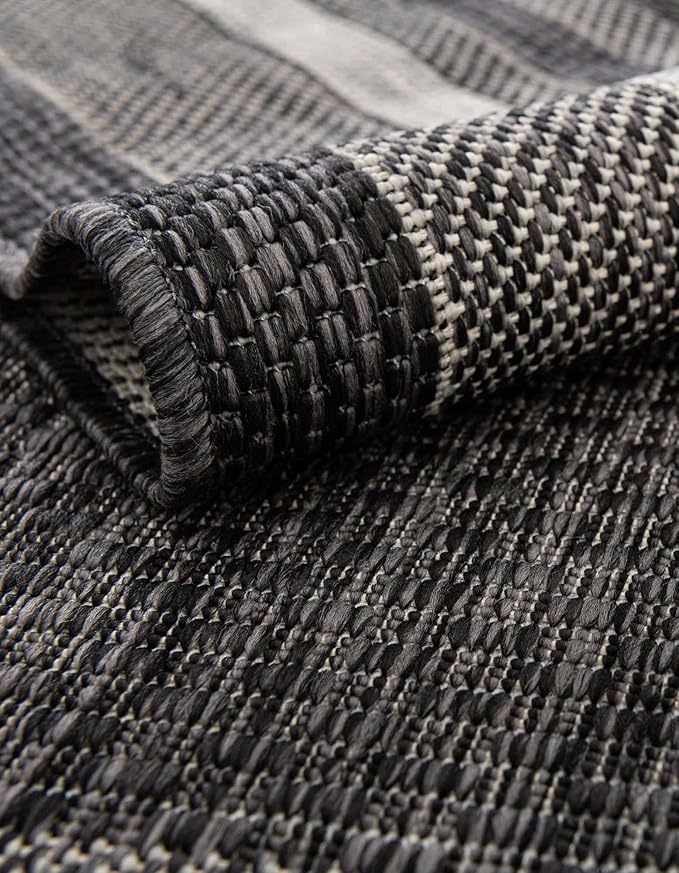 Unique Loom Outdoor Border Collection Area Rug - Soft Border (13' Square Black/Ivory)