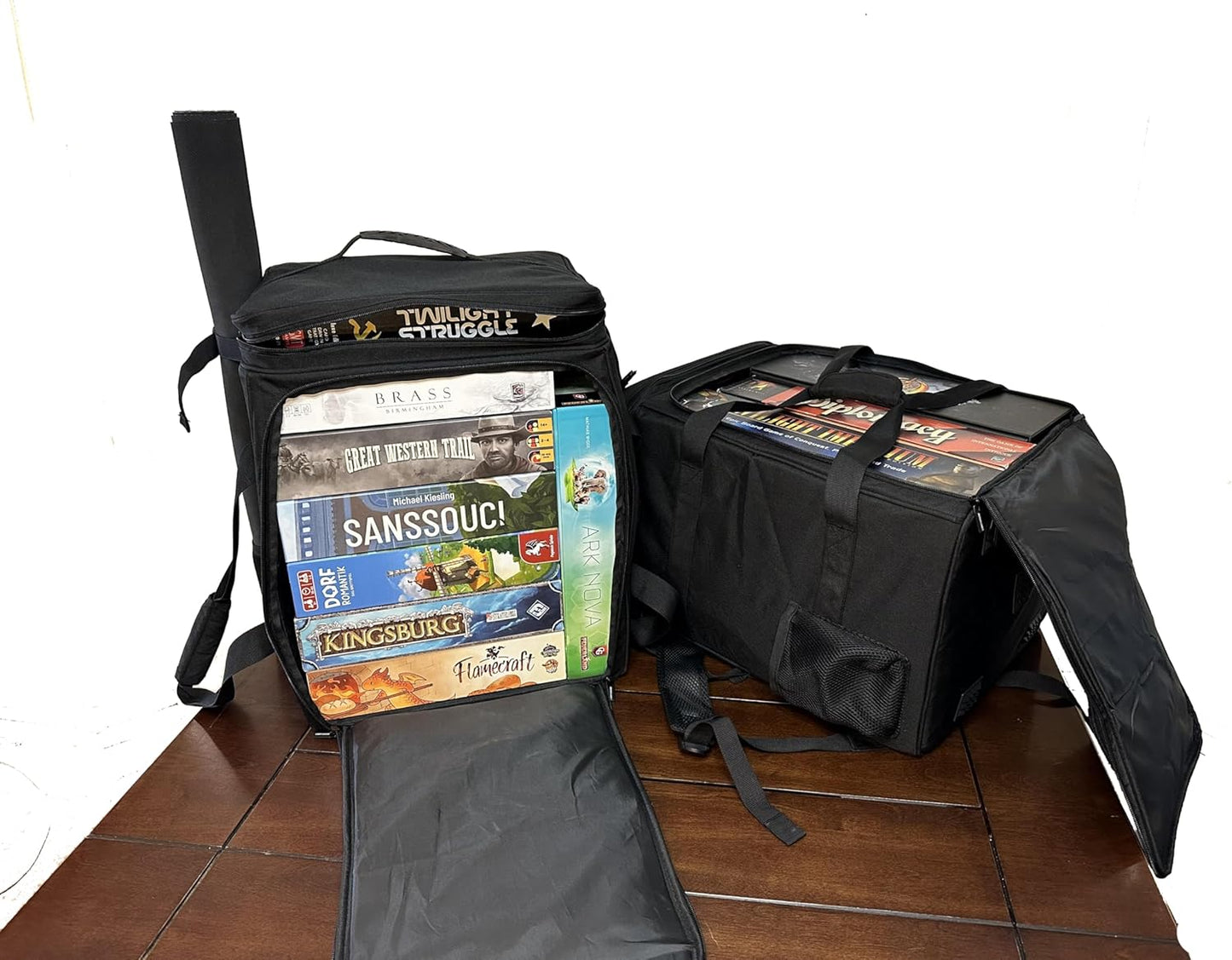 Ultimate Board Game Travel Bag – Durable Storage Case for Up to 10 Games, Water-Resistant, Padded Protection, Adjustable Strap & Handles – Perfect for Game Nights, Conventions & Tournaments