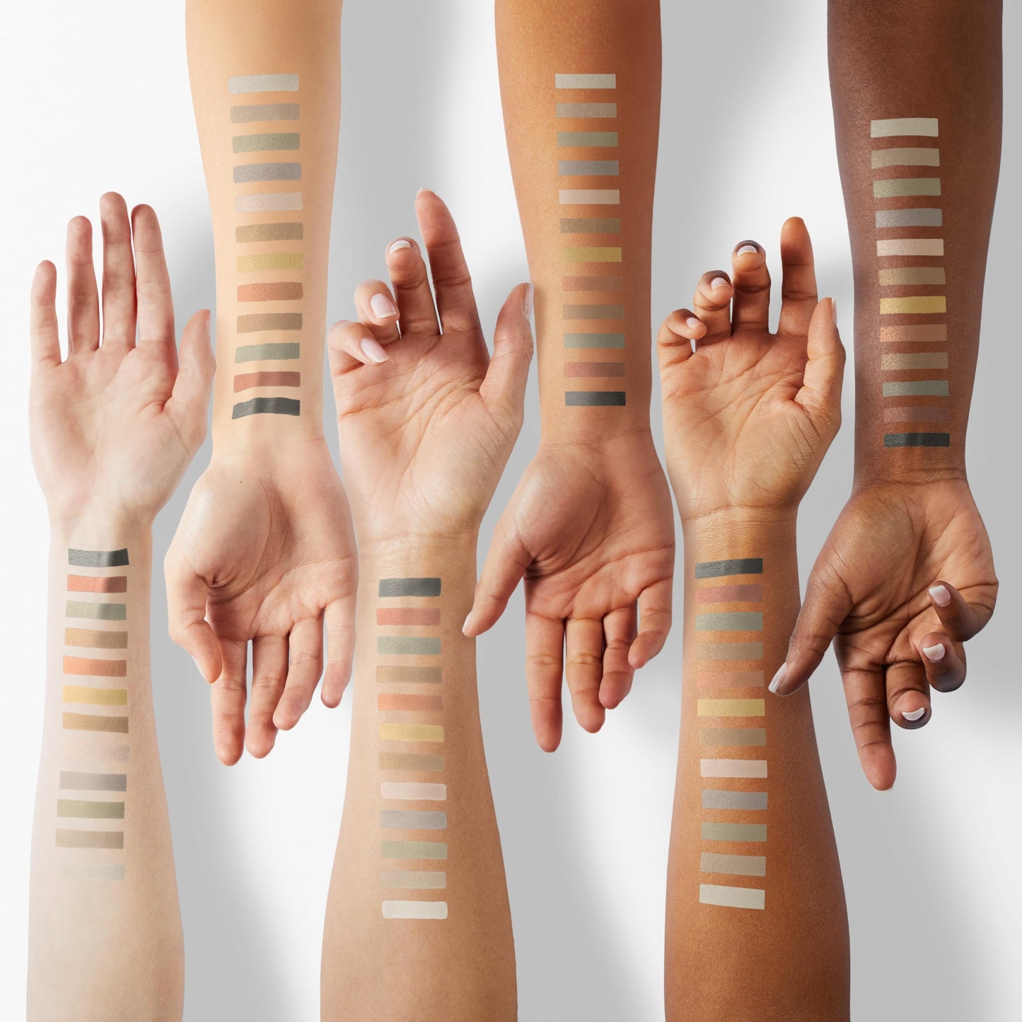 L.A. COLORS 18 Color Eyeshadow Palette, Downtown Brown CES750