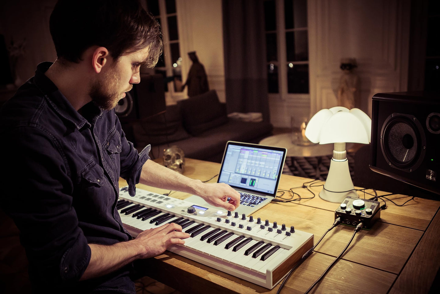 Arturia Keylab Essential Mk3 - 61 Key Usb Midi Keyboard Controller With Analog Lab V Software Included