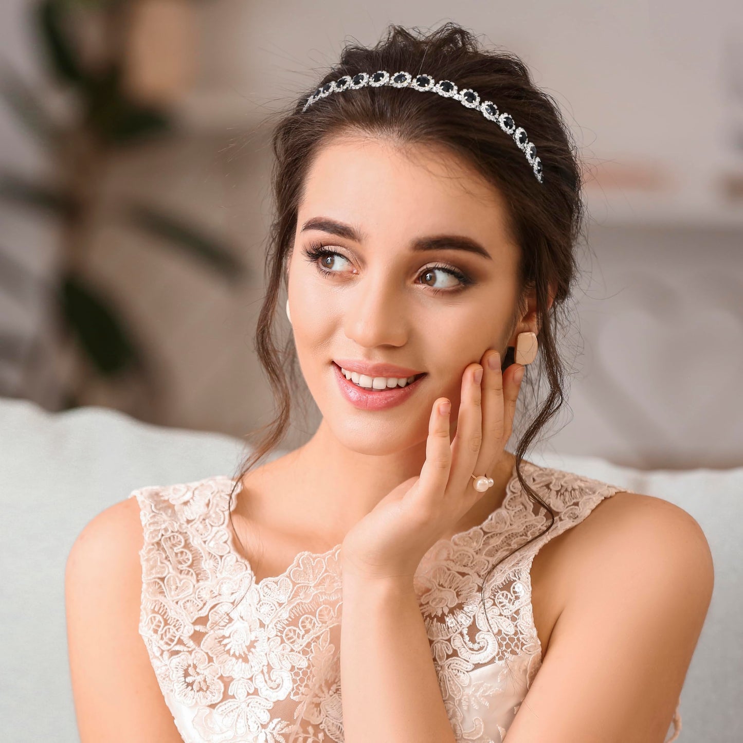 Ammei Headpiece Bridal Headpiece Wedding Headband with Crystal and Hair Accessories (Black, 5.5 ' ')