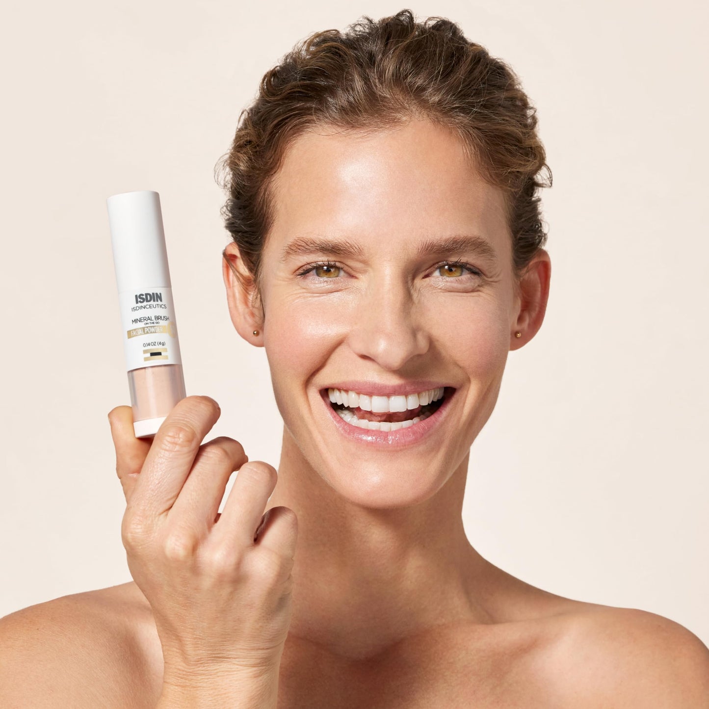 ISDIN Mineral Brush Powder, Facial Pollution and Blue Light Protection, a Complement to your Sun Care Routine, Suitable for Sens
