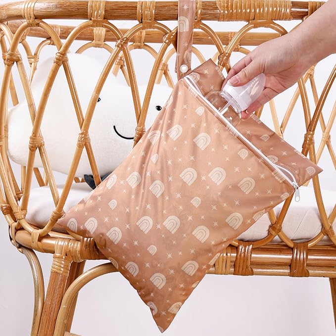HappyFlute 2pcs Wet Bag Waterproof Bag Set-Cactus and Animal Pattern Wet Bag for Towels,Diaper Bag,Swim Bag,Beach Bag,Gym Bag,Wet/Dry Bag,Wet Clothes Bag,Wet Swimsuit Bag,10.2x14.4 inches.(Giraffe)