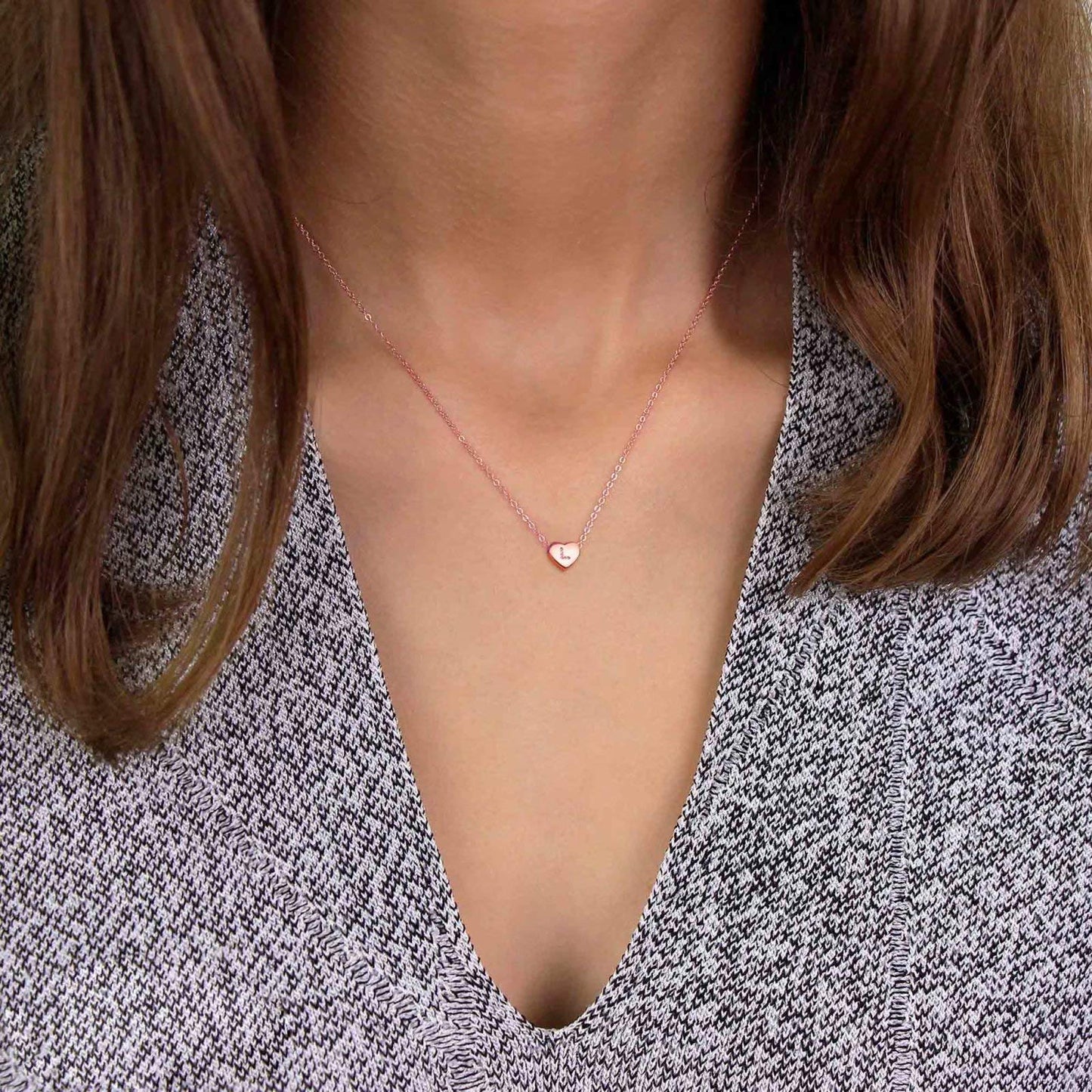 M MOOHAM Necklace for Women Gifts, Rose Gold Letter R Heart Initial Necklace