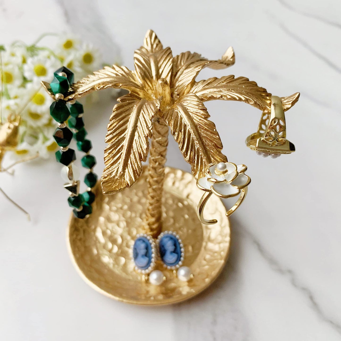 Metal Ring Dish Holder for Jewelry, Coconut Tree Jewelry Dish Ring Holder, Trinket Dish Jewelry Organizer for Dresser Christmas